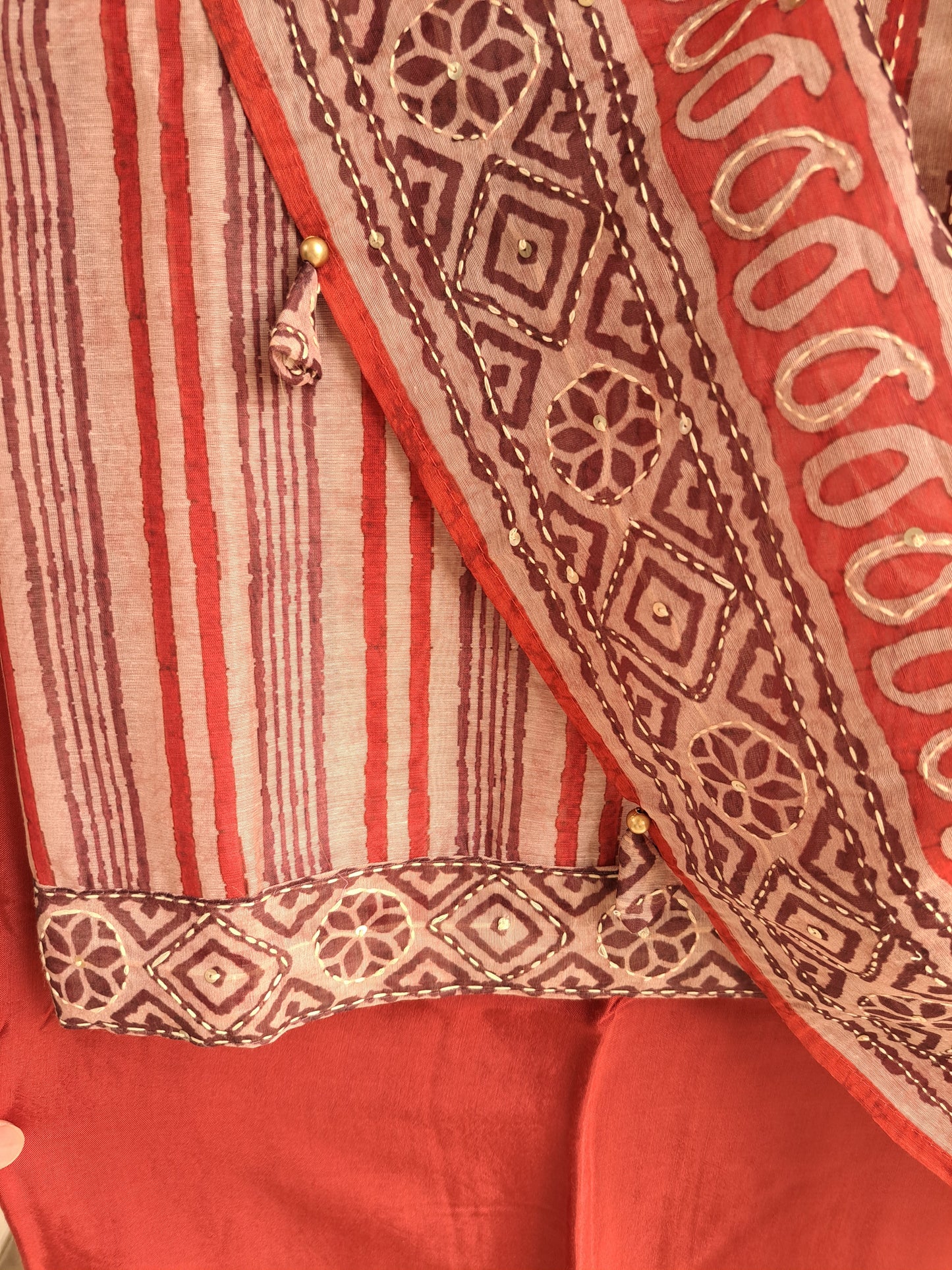 Rust Maheshwari Suit Set with Kantha Work & Tassel Dupatta (Unstitched)